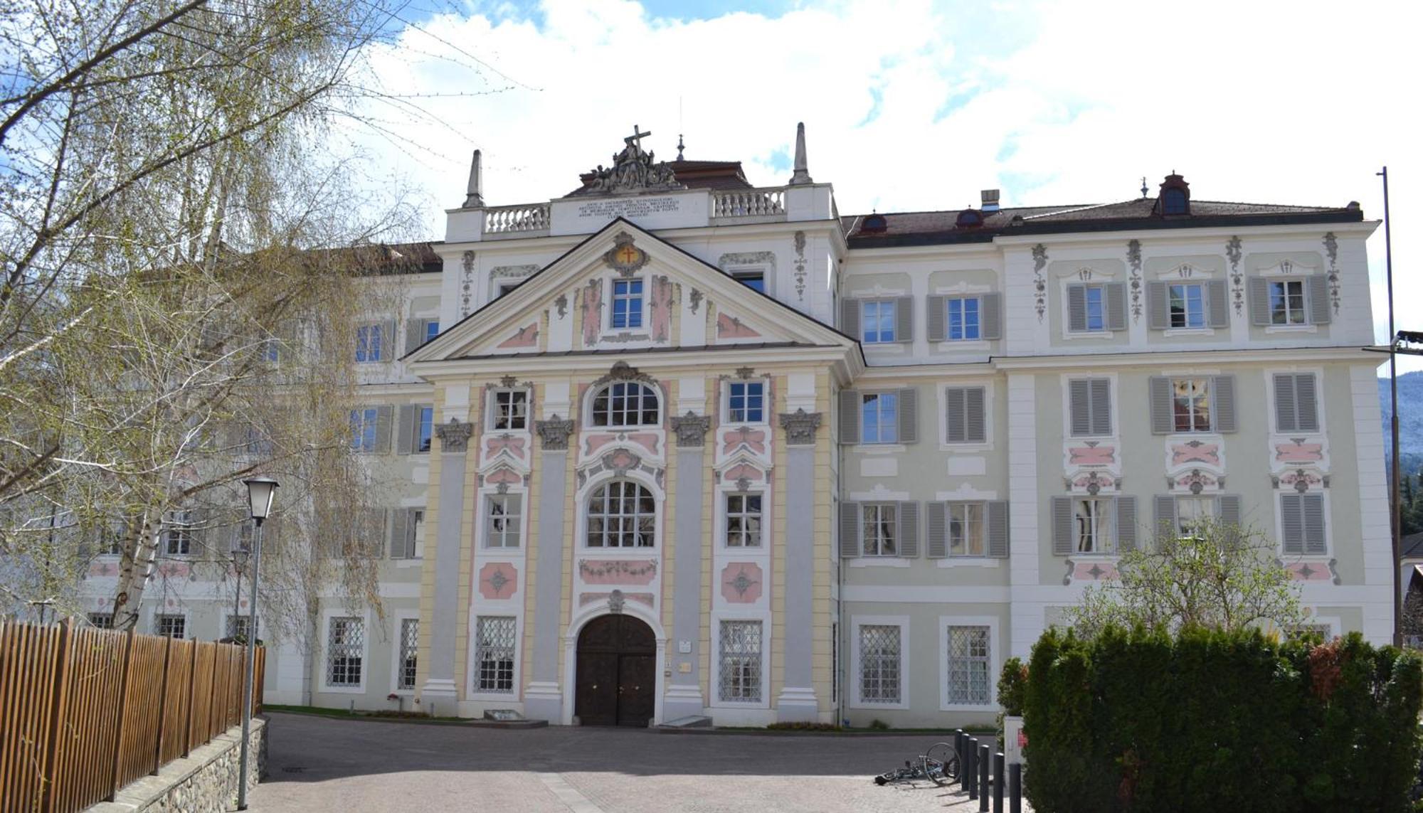 Priesterseminar * Bresanona